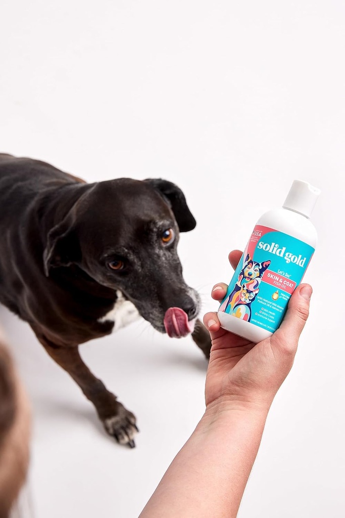 solid-gold-fish-oil-for-dogs-cats---wild-6.jpg